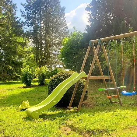 évasion Au En Bois Avec Et Grand Jardin - Fr-1-510-198 * Floyon