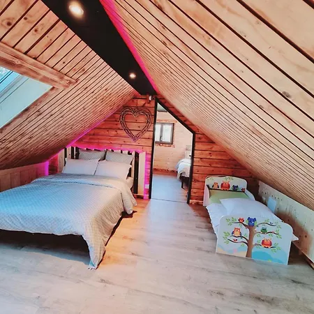 évasion Au En Bois Avec Et Grand Jardin - Fr-1-510-198 *