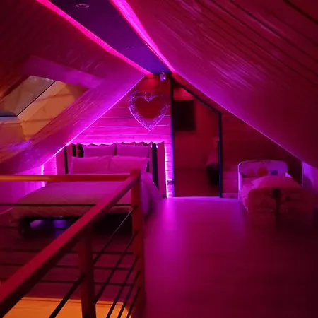 évasion Au En Bois Avec Et Grand Jardin - Fr-1-510-198