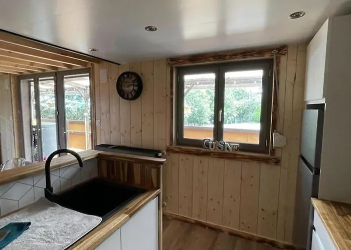 évasion Au En Bois Avec Et Grand Jardin - Fr-1-510-198 *