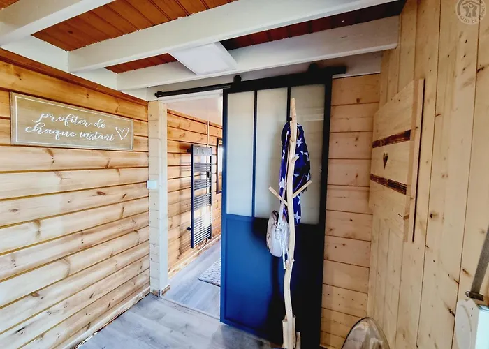 évasion Au En Bois Avec Et Grand Jardin - Fr-1-510-198 Floyon