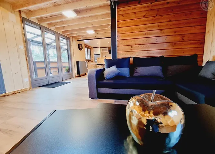 évasion Au En Bois Avec Et Grand Jardin - Fr-1-510-198 * Floyon