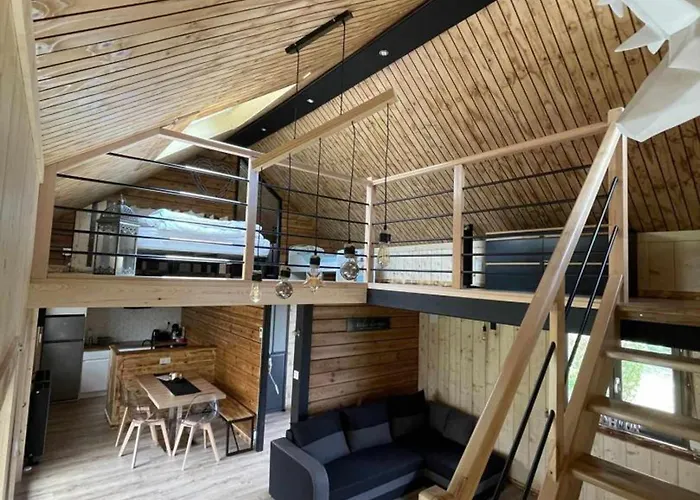 évasion Au En Bois Avec Et Grand Jardin - Fr-1-510-198 *